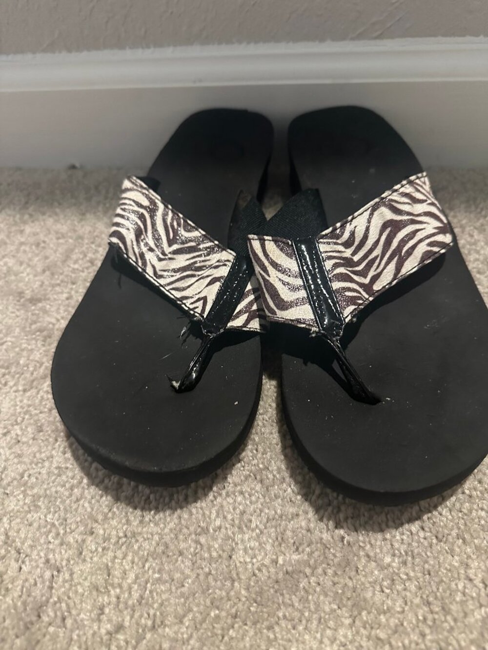 OP Women’s Size 8 Zebra Print Low Wedge Flip Flops 10.5 in